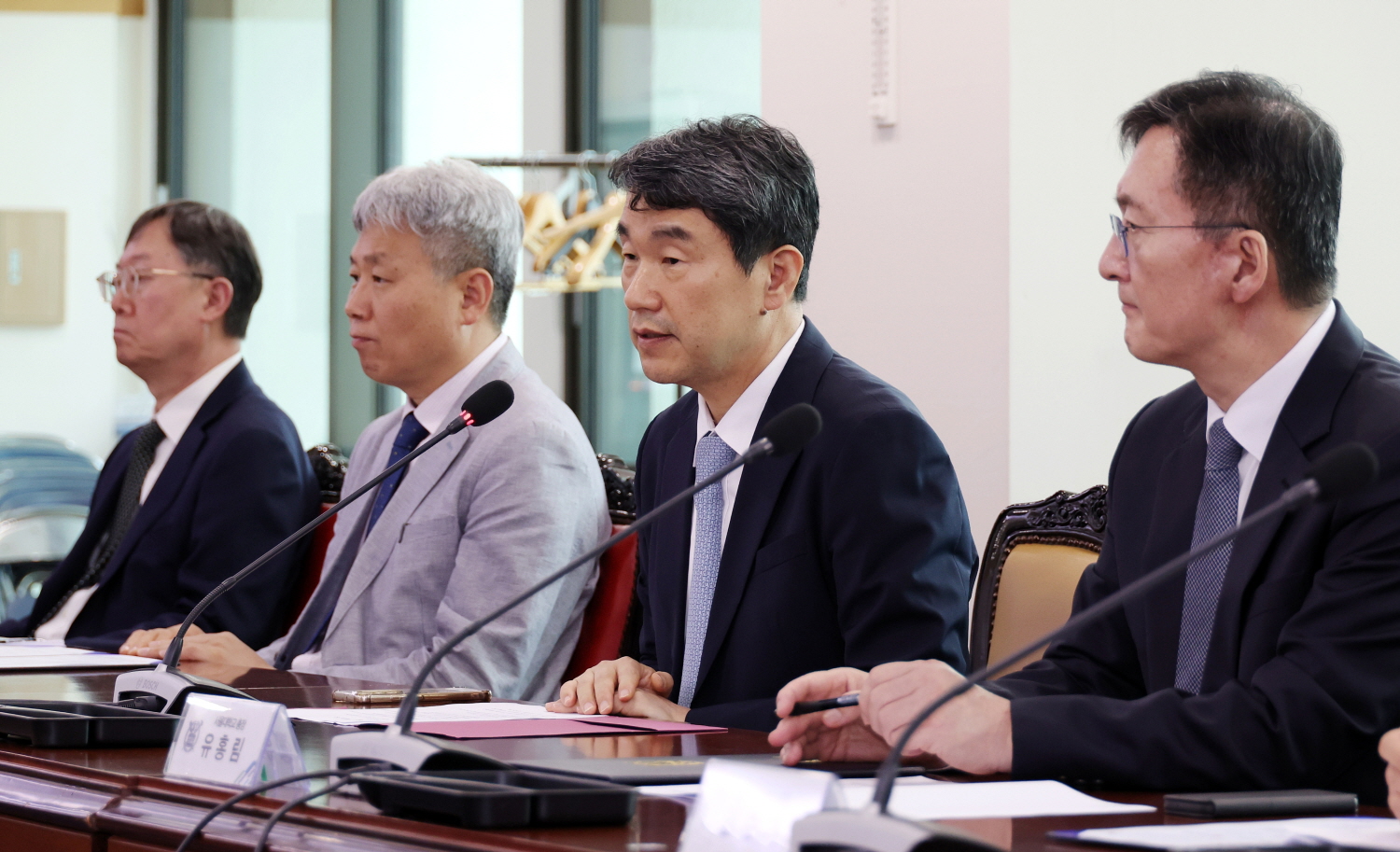 이주호 부총리 겸 교육부장관은 8월 16일(수), 서울대학교에서 열린 국가거점국립대학교 간 협력을 위한 협약식에 참석했다. 