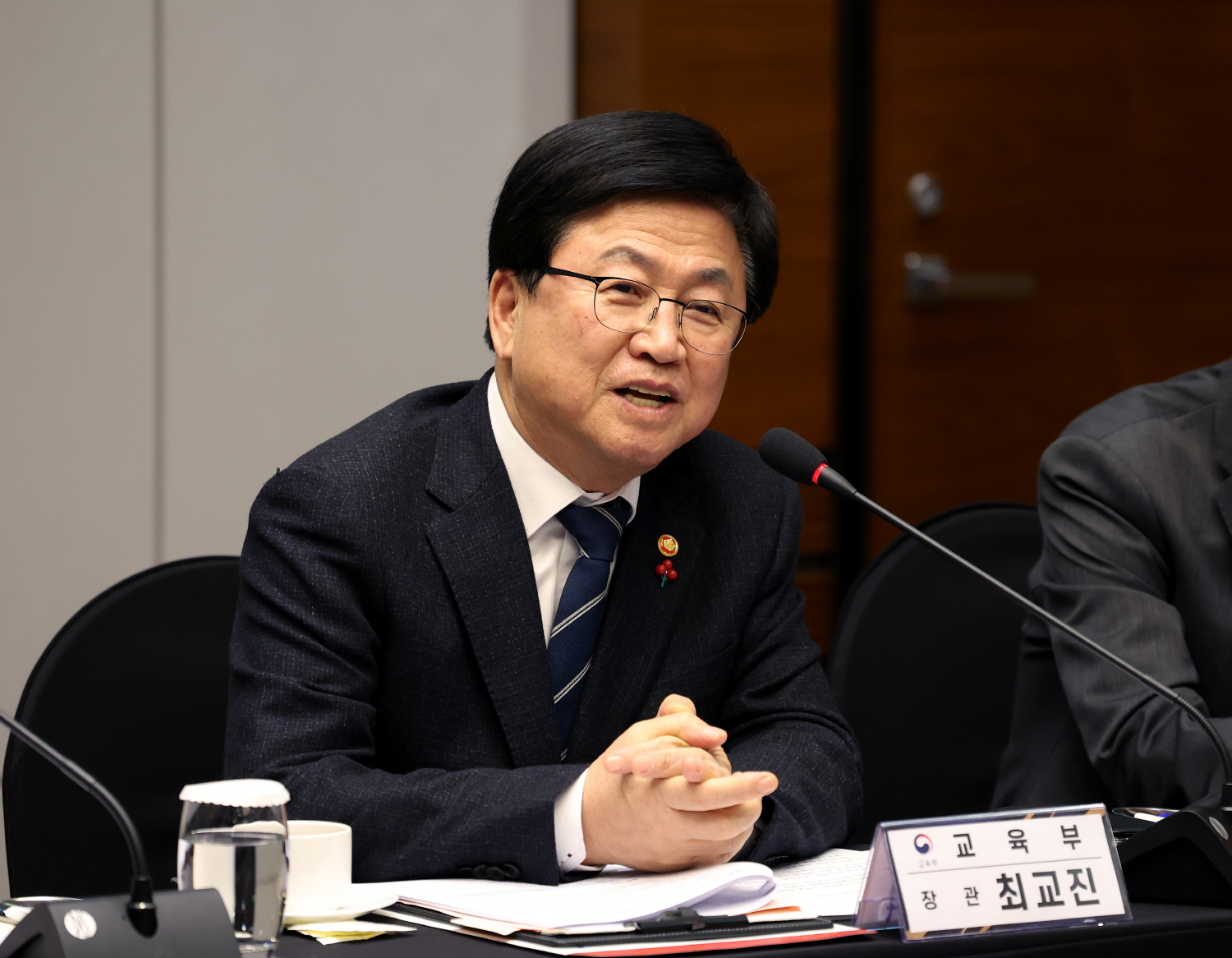 최교진 교육부 장관은 12월 4일(목) 코트야드 메리어트 서울 타임스퀘어에서 개최되는 2025년 제4차 전국 국·공립대학교 총장협의회에 참석했다.