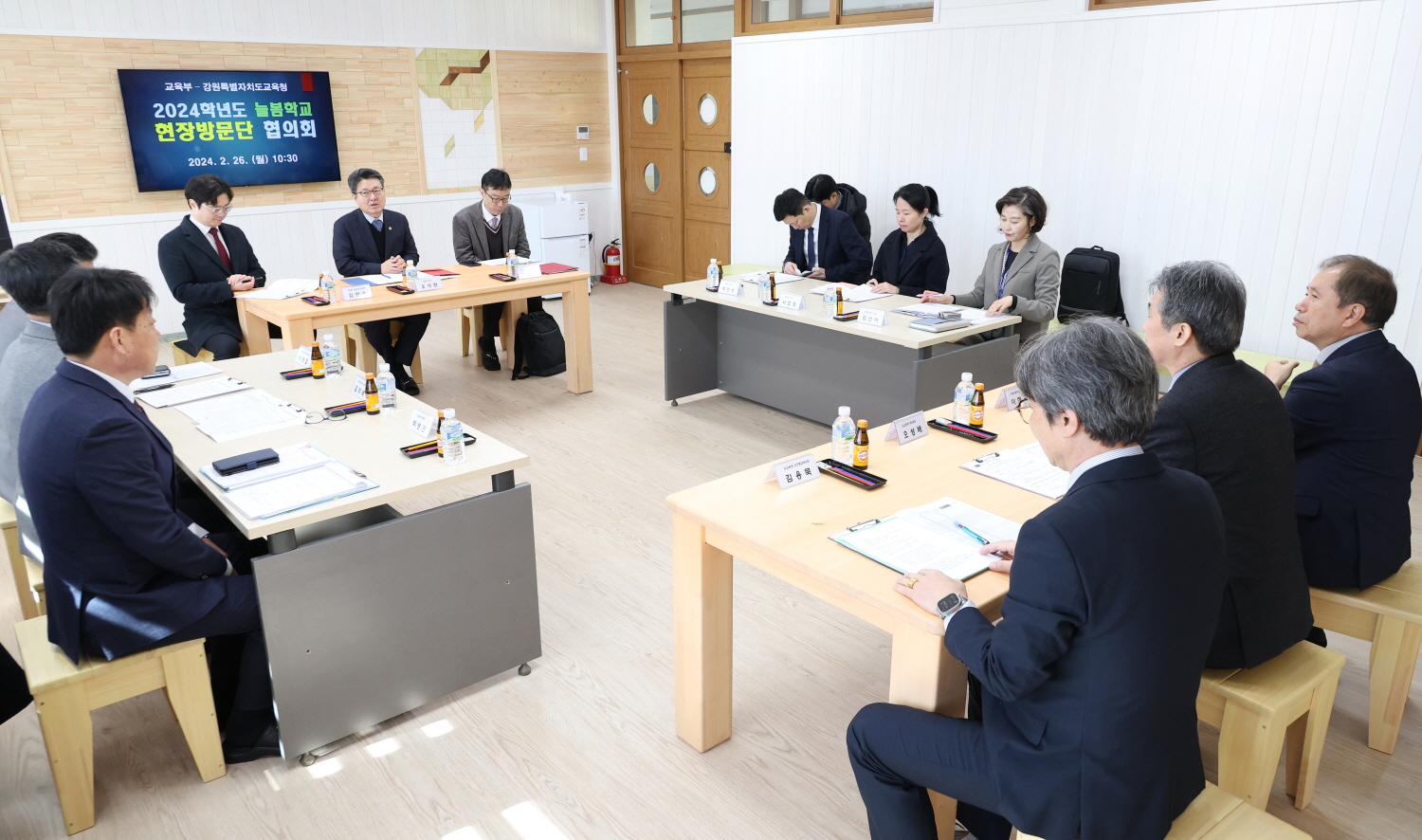 오석환 교육부차관은 2월 26일(월), 3월 신학기 학교 현장의 늘봄학교 준비 상황을 점검하고, 학교 현장을 지원하기 위해 강원 후평초등학교를 방문했다.