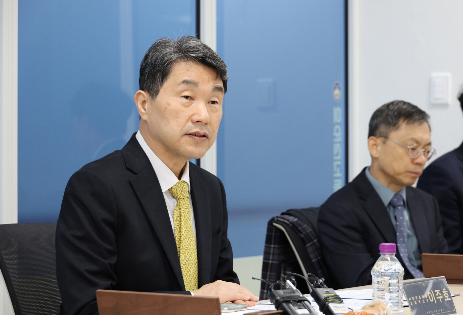 이주호 부총리 겸 교육부 장관은 2025학년도 대학수학능력시험 준비상황 점검을 위해 11월 11(월), 충남 아산시 이순신고등학교를 방문했다.