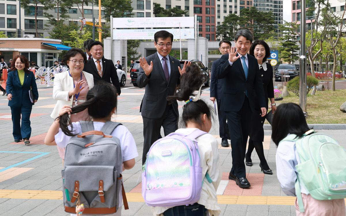 AIDT 활용 학교 방문