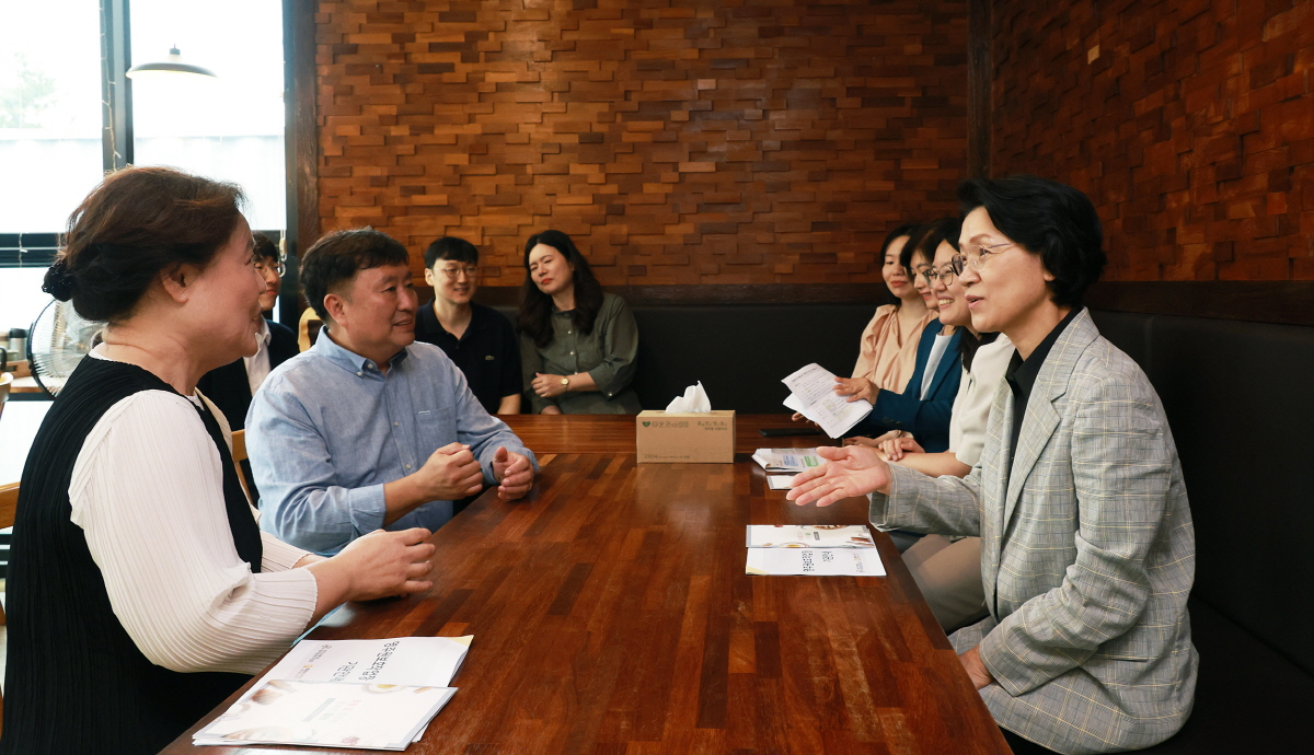 추석 명절 맞아 사회복지시설 방문 추석 명절 맞아 사회복지시설 방문