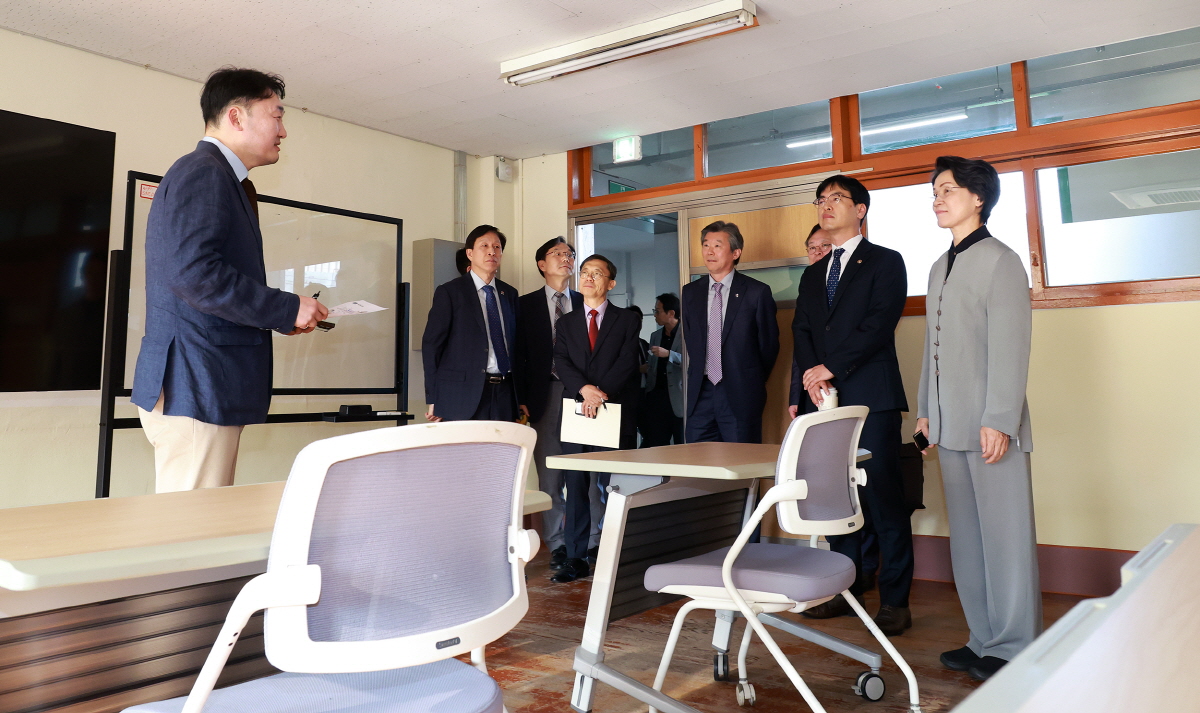 폐교 활용 활성화를 위한 MOU 체결 폐교 활용 활성화를 위한 MOU 체결