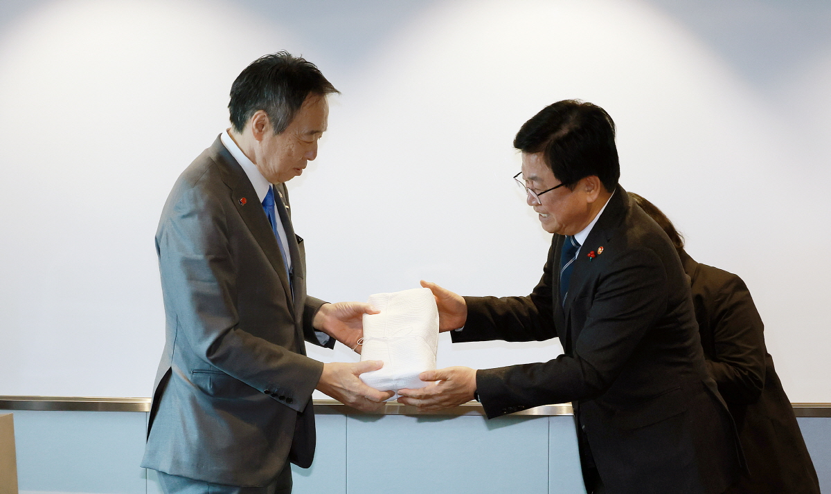 주한 일본 대사 면담