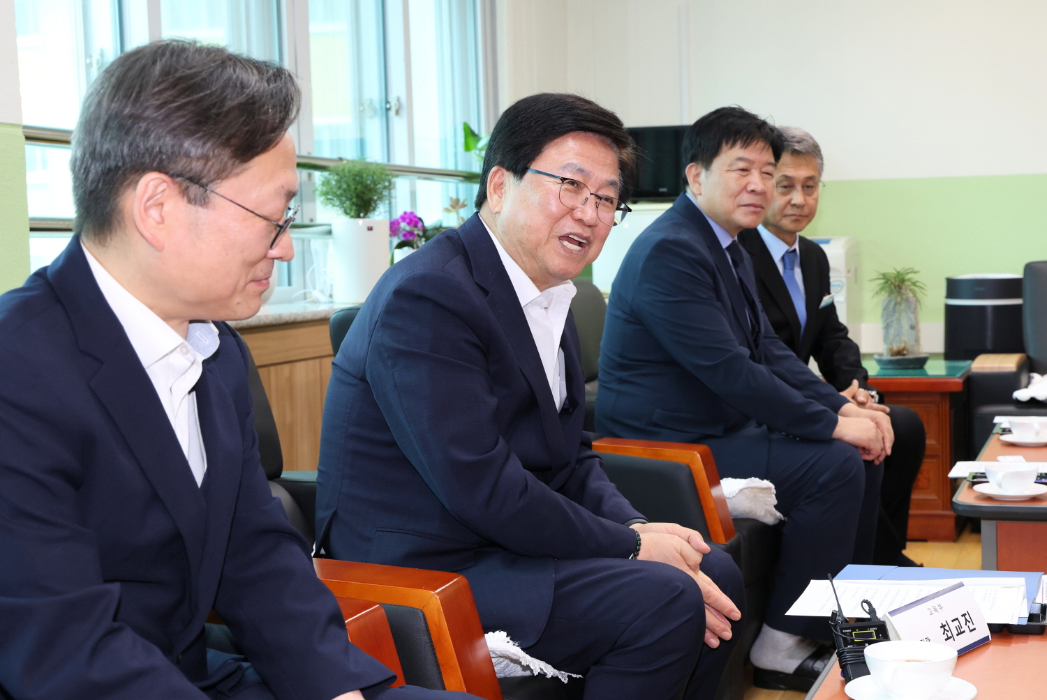 최교진 교육부 장관은 7월 1일(수) 대전태평초등학교에서 ‘학교 마약예방교육 내실화’를 주제로 간담회를 주재