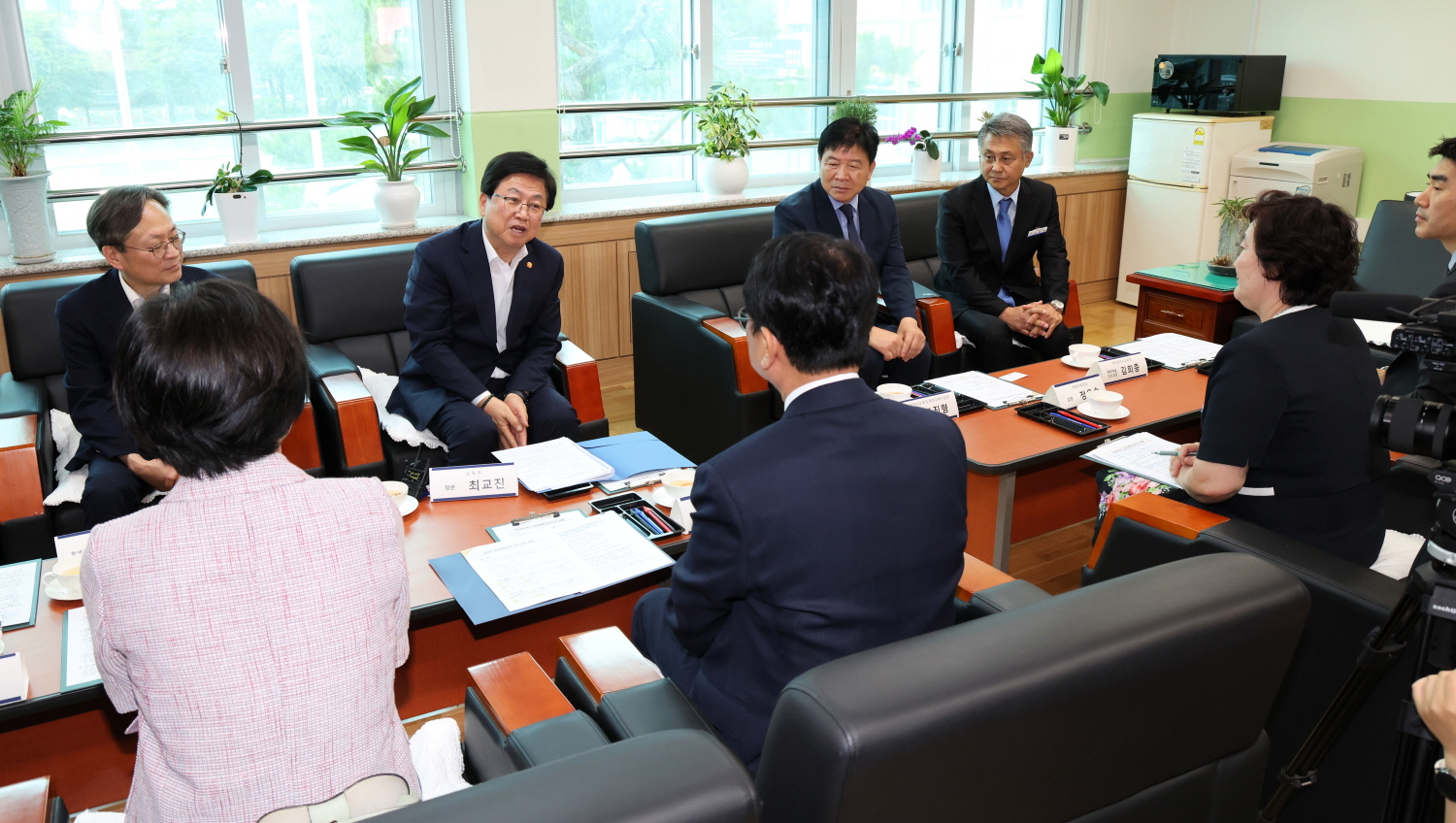 최교진 교육부 장관은 7월 1일(수) 대전태평초등학교에서 ‘학교 마약예방교육 내실화’를 주제로 간담회를 주재