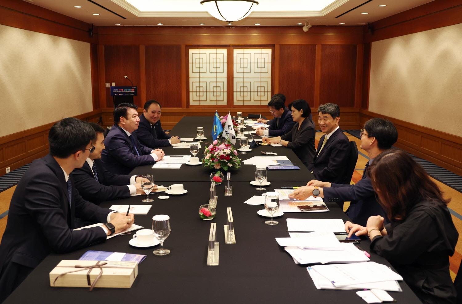cooperation with Education Minister of Kazakhstan (3)
