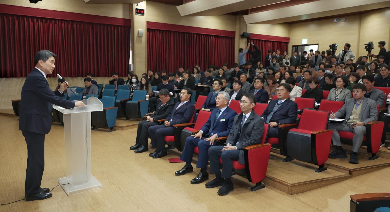231129_교육발전특구 찾아가는 설명회 (7).jpg