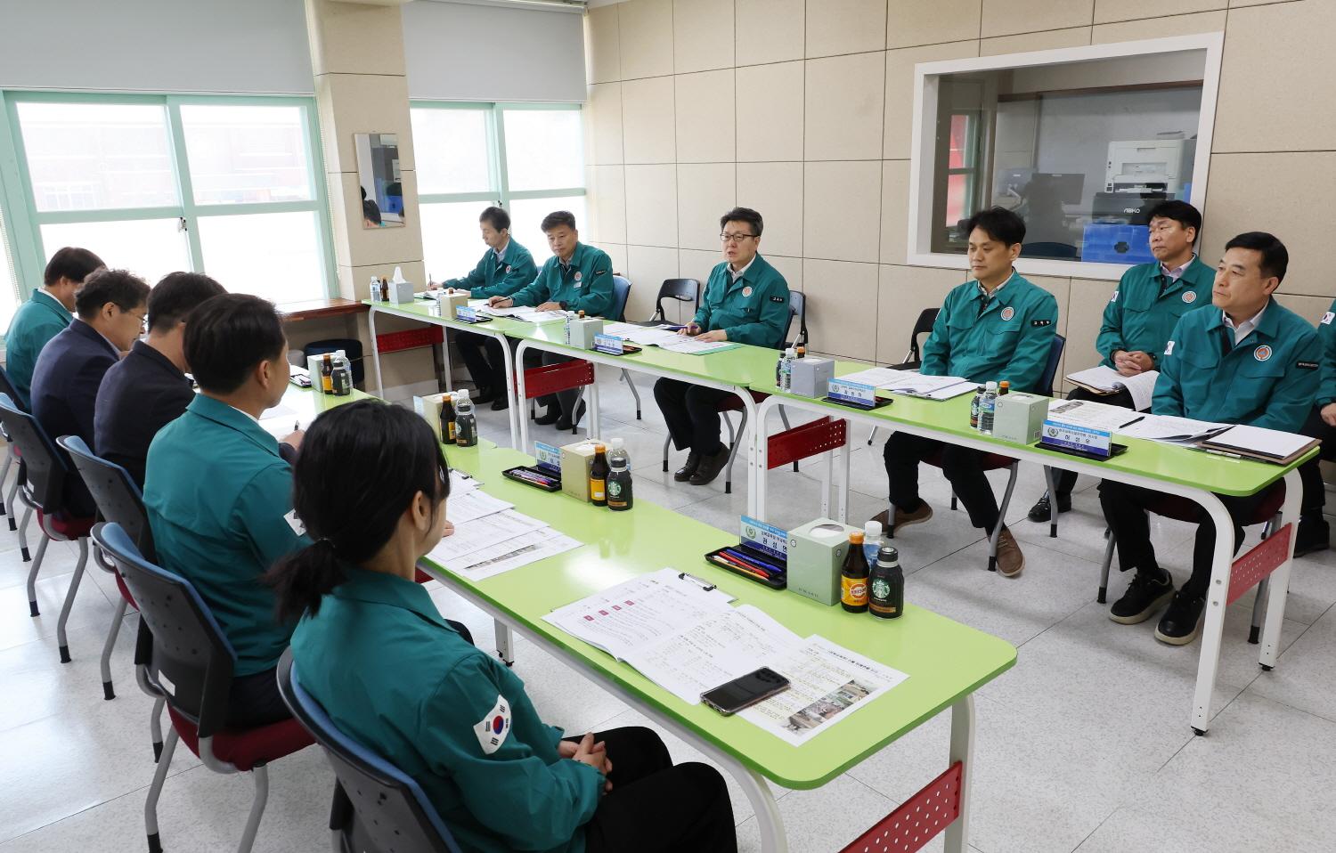 경북 영덕 산불 피해학교 현장방문